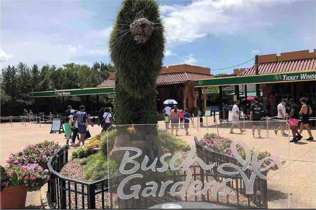 Minutes To Fairgrounds, Hard Rock, & Busch Gardens Villa Tampa Exterior foto